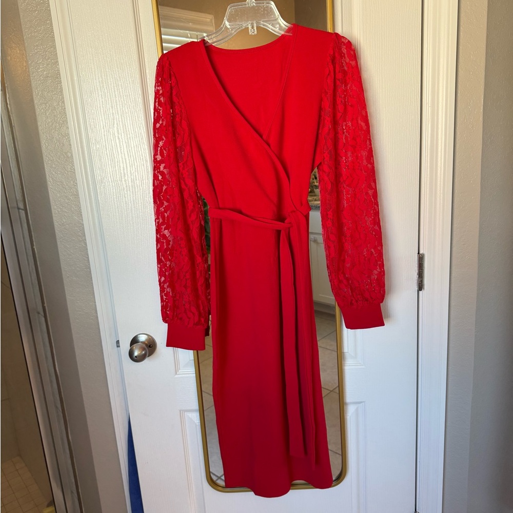 Elegant Red Lace Sleeve Dress